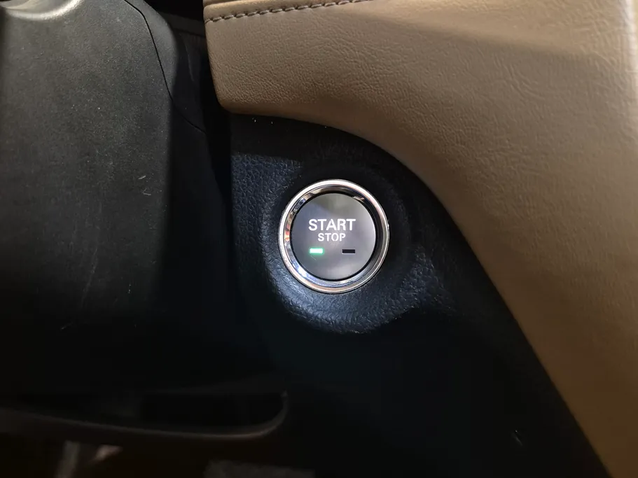 2022 MG RX8 COM 