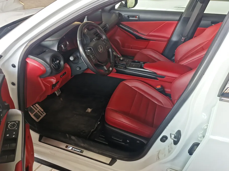 2023 Lexus IS 350 BB 