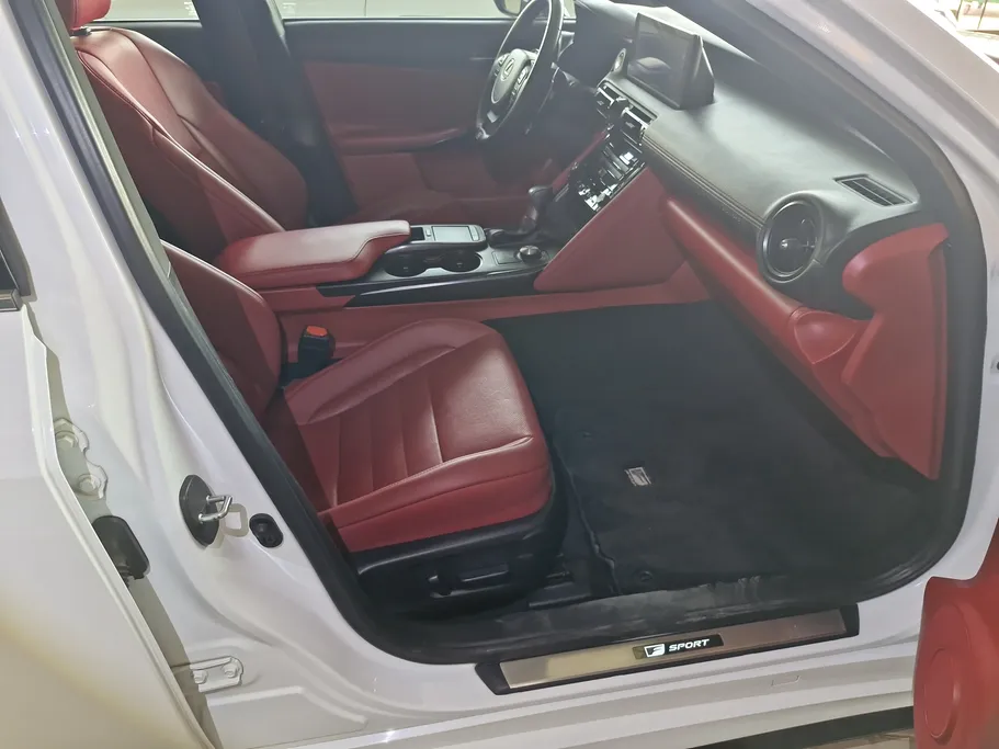 2023 Lexus IS 350 BB 