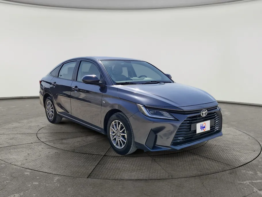 2023 Toyota Yaris  Y 