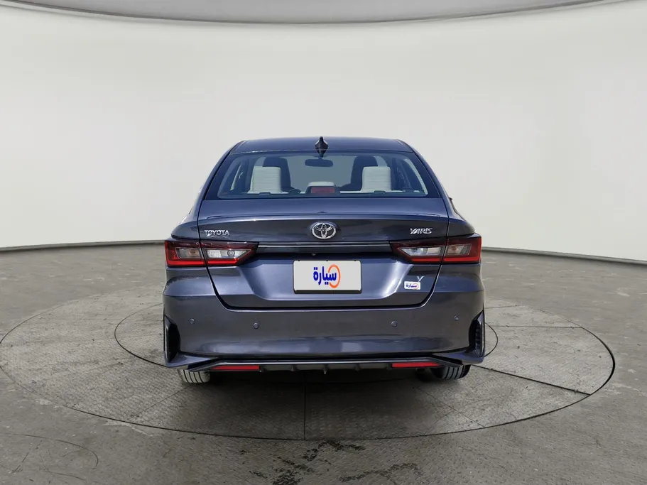 2023 Toyota Yaris  Y 