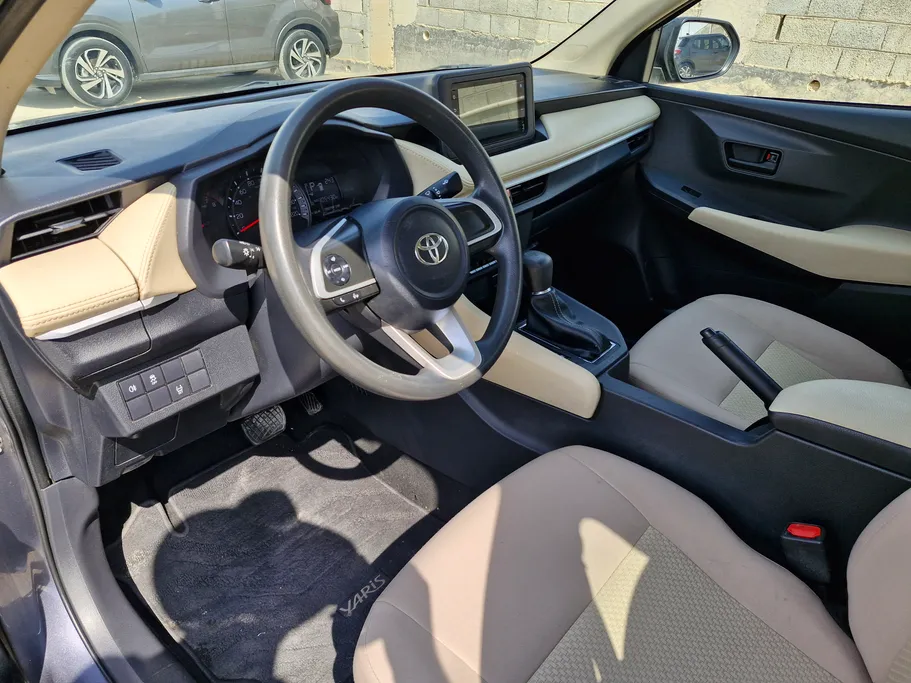 2023 Toyota Yaris  Y 