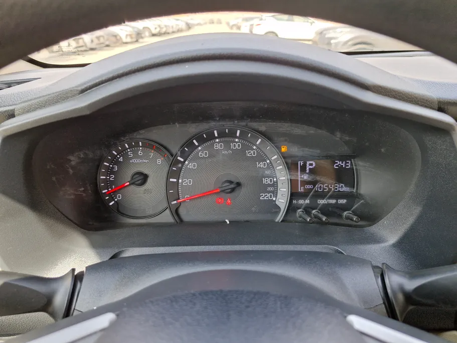 2023 Toyota Yaris  Y 