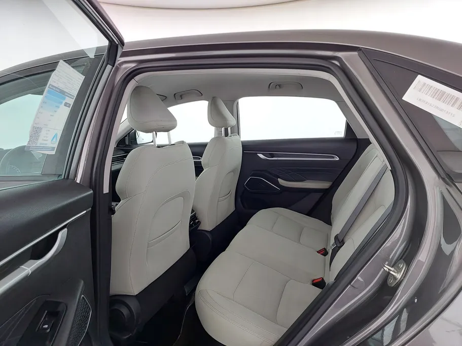 جيلي امجراند GS 2024 