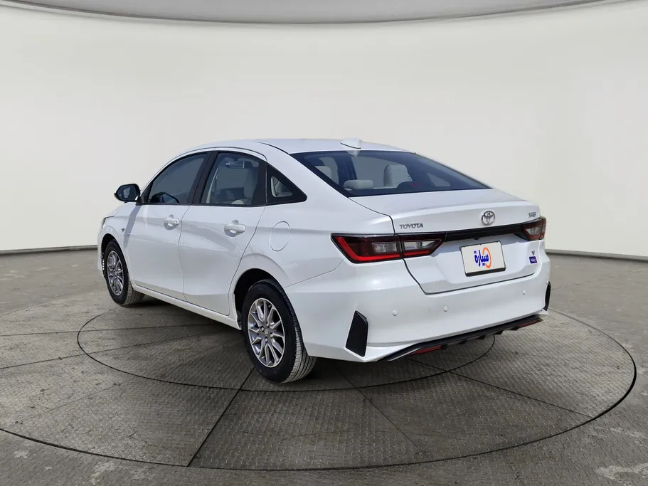 2023 Toyota Yaris  Y 