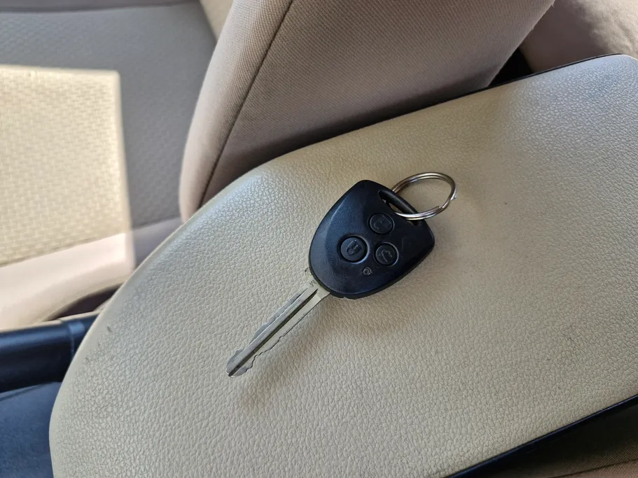2023 Toyota Yaris  Y 