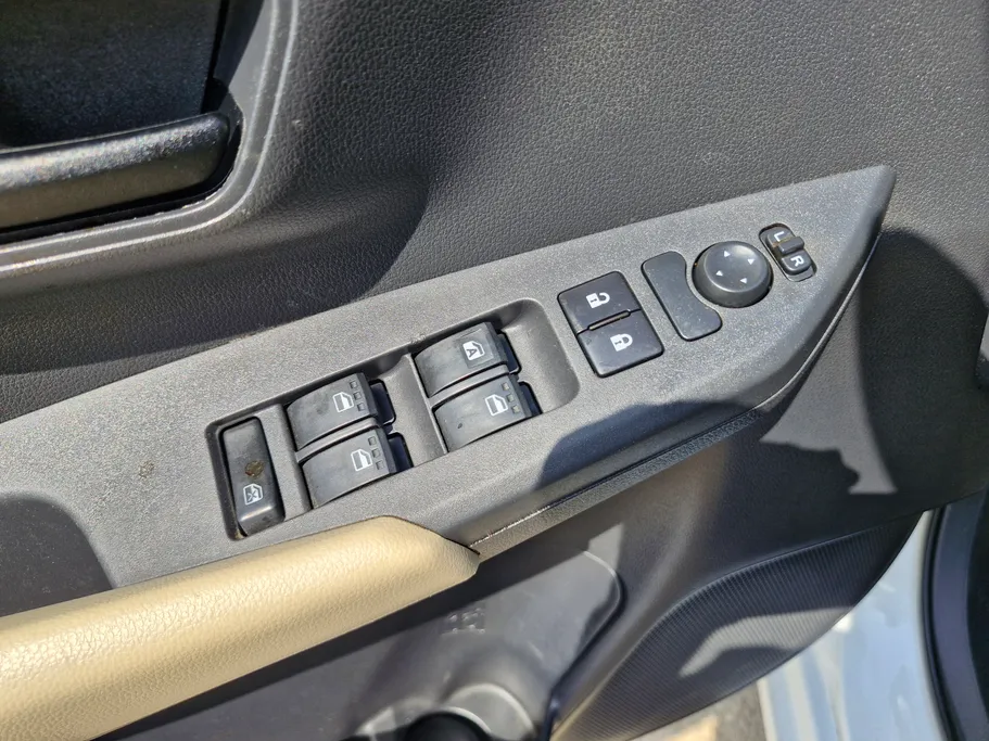 2023 Toyota Yaris  Y 