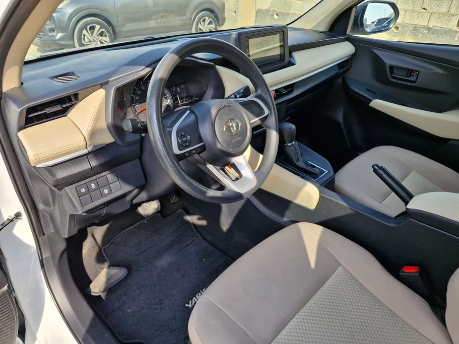 2024 Toyota Yaris  Y 