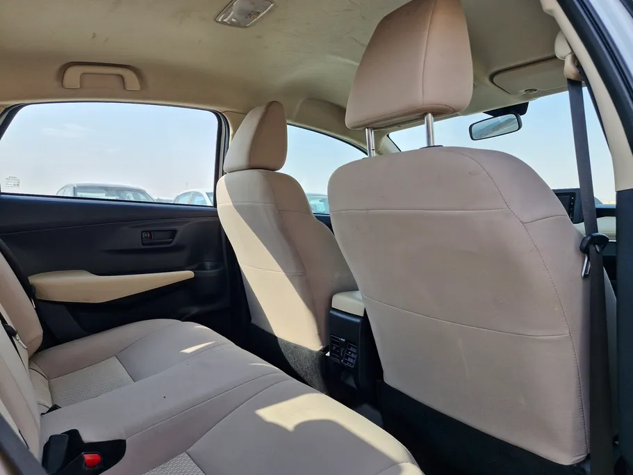 2024 Toyota Yaris  Y 