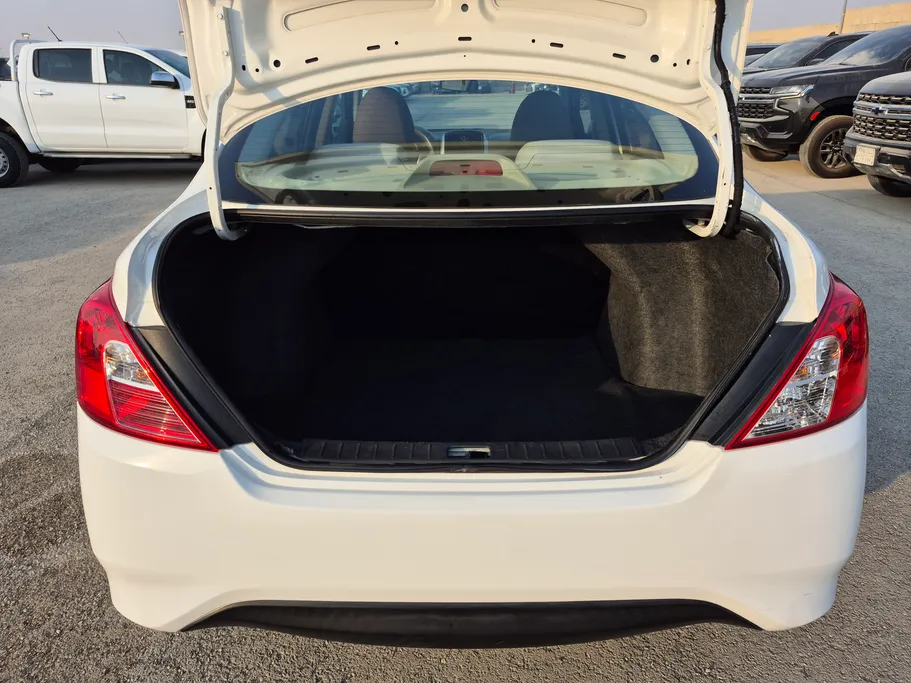 2020 Nissan Sunny S 