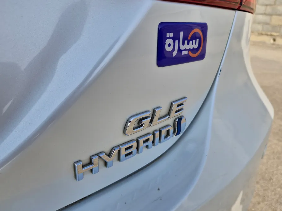 تويوتا كامري GLE HEV  2022 
