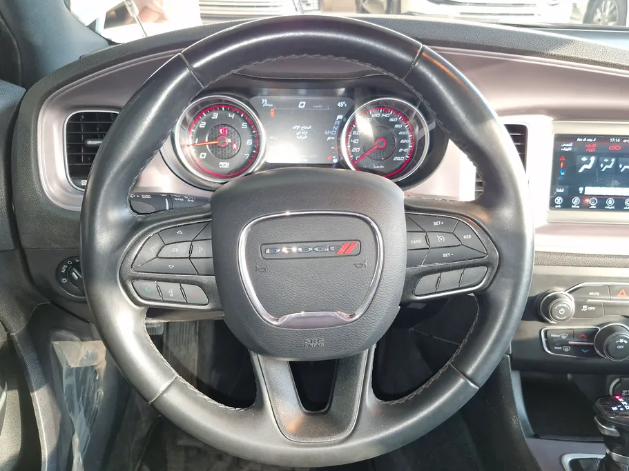 دودج تشارجر SXT 2023 