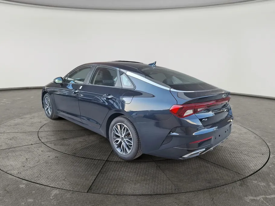 2021 Kia K5 LX 