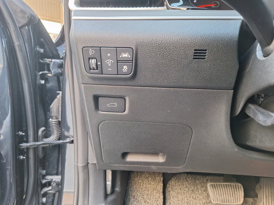 2021 Kia K5 LX 