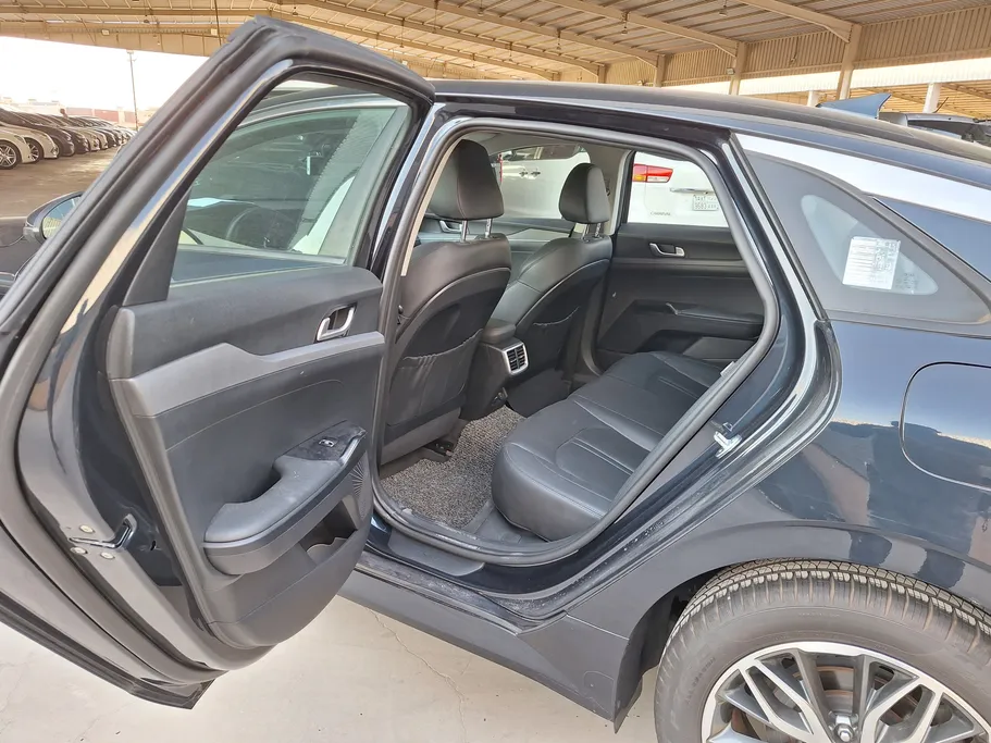 2021 Kia K5 LX 