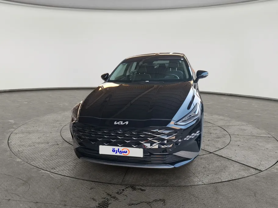 2022 Kia K8 LX 