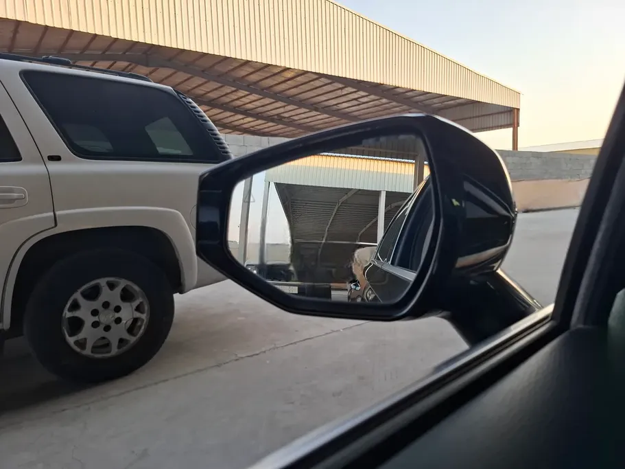 2022 Kia K8 LX 