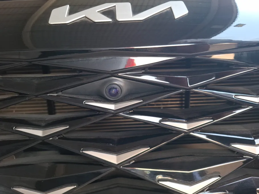 2022 Kia K8 LX 
