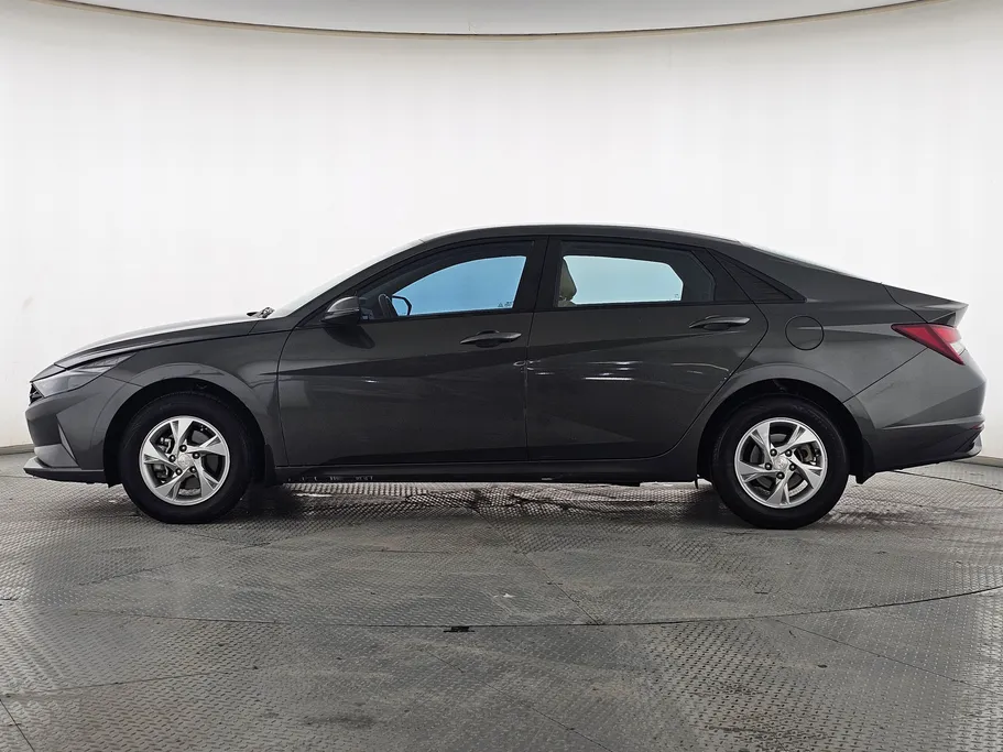 2023 Hyundai Elantra Fleet 
