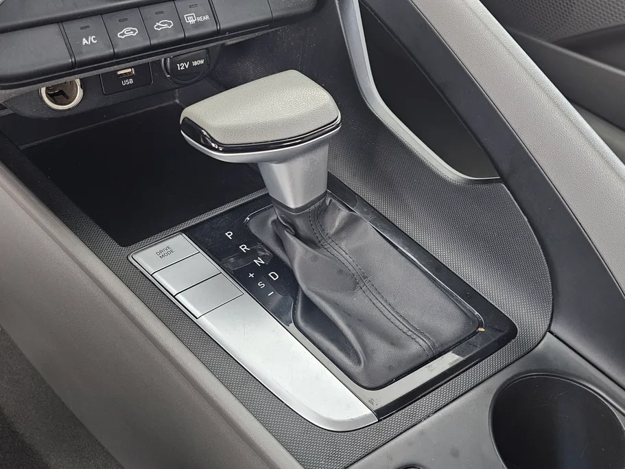 2023 Hyundai Elantra Fleet 