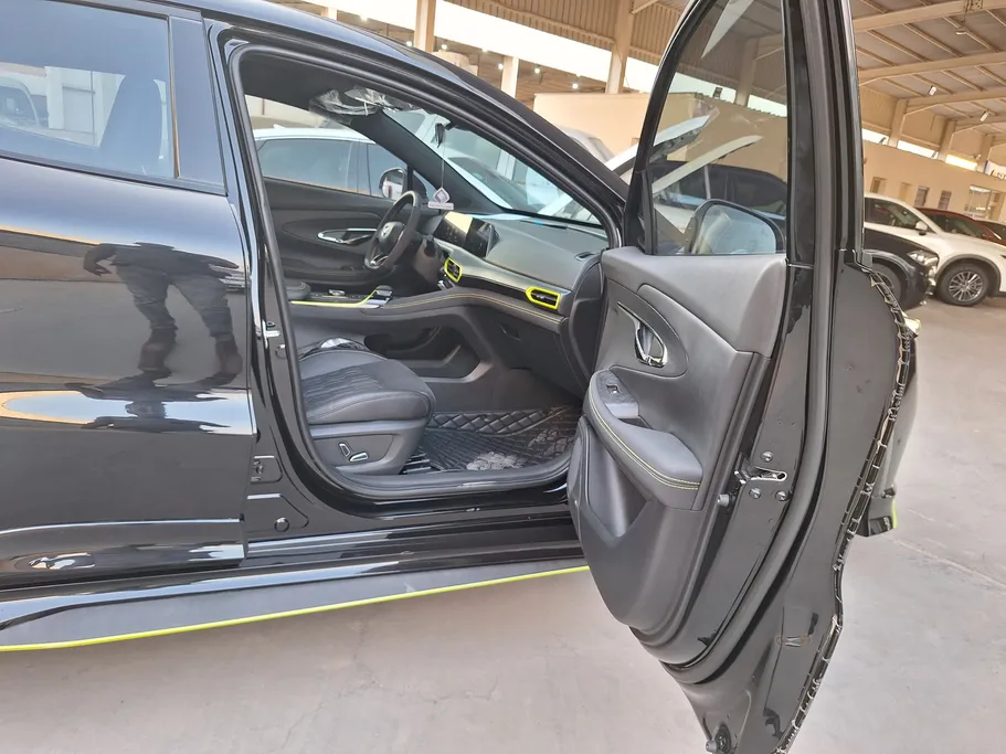 2025 Changan UNI T Sport-SVP 