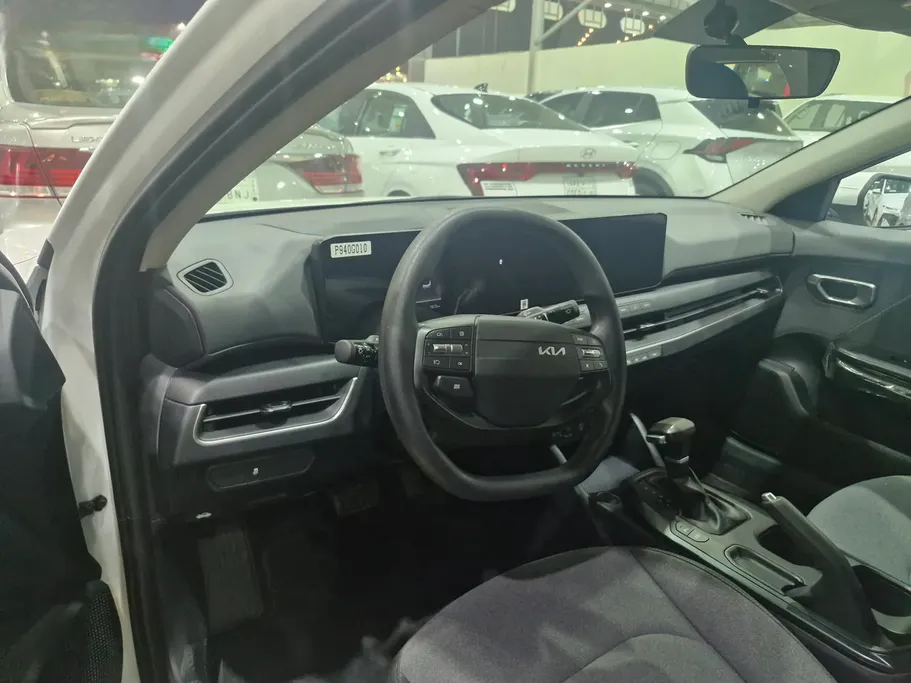 2026 Kia K4 GL 