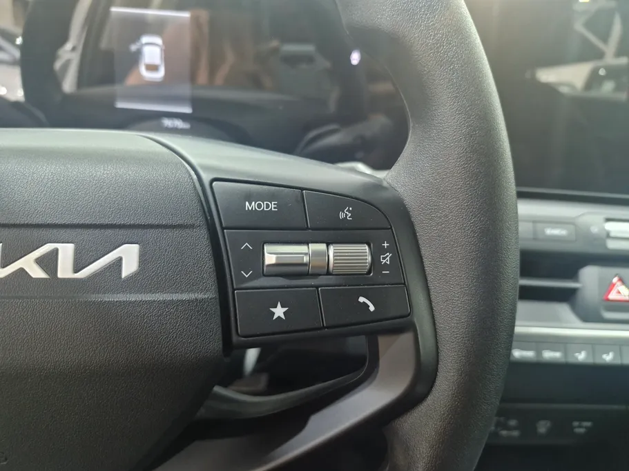 2026 Kia K4 GL 