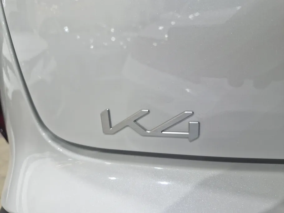 2026 Kia K4 GL 