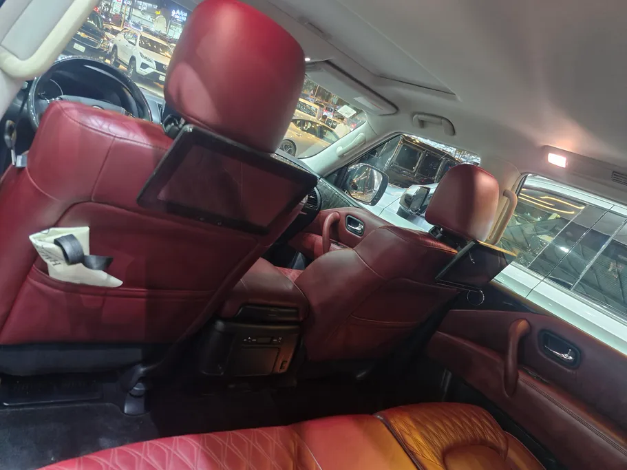 2023 Nissan Patrol Platinum 