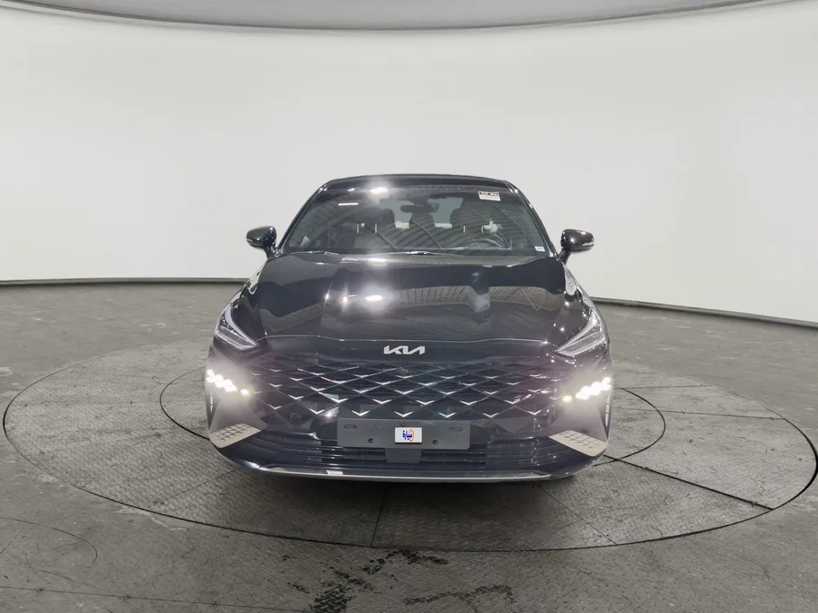 2022 Kia K8 MID 