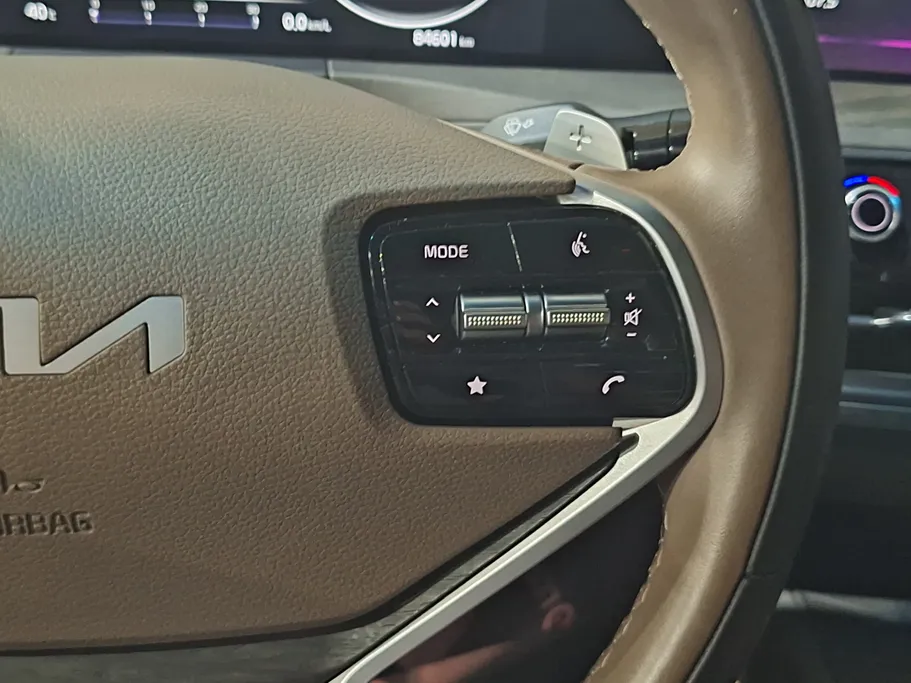 2022 Kia K8 MID 