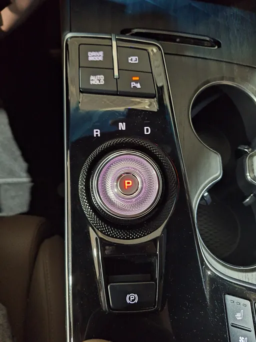 2022 Kia K8 MID 