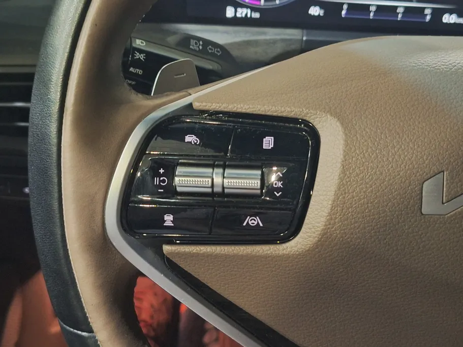2022 Kia K8 MID 