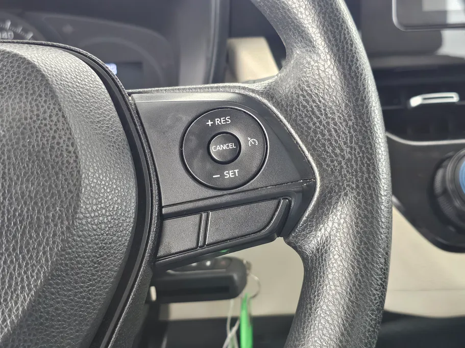 2024 تويوتا Corolla XLI Executive 