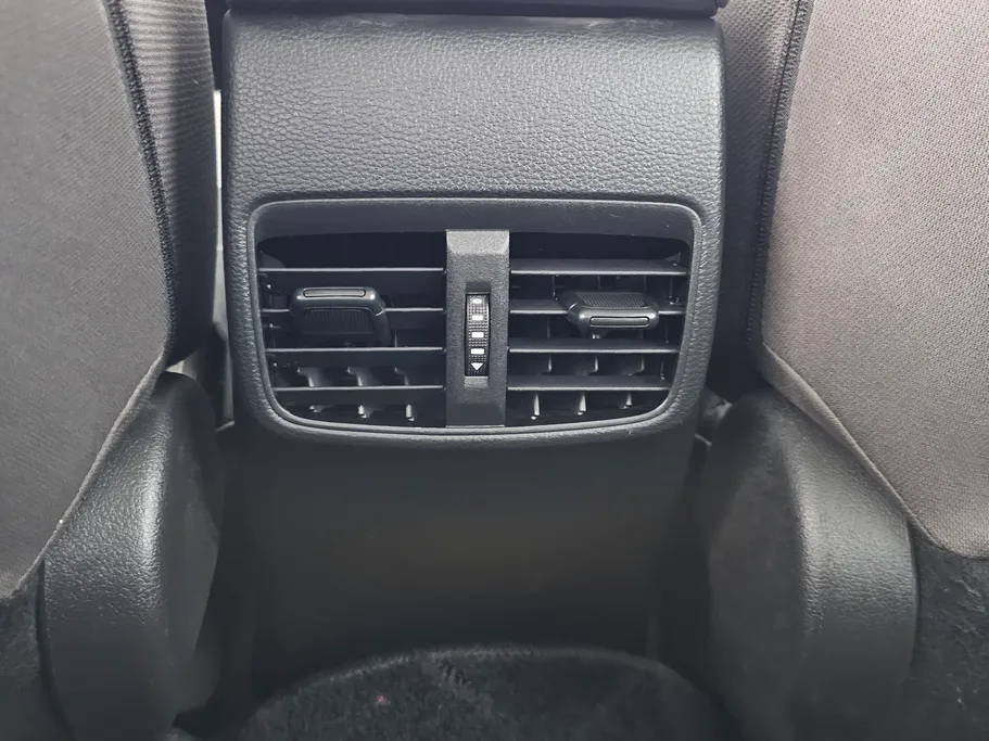 2024 تويوتا Corolla XLI Executive 