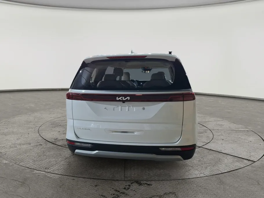 2023 Kia Carnival GL 