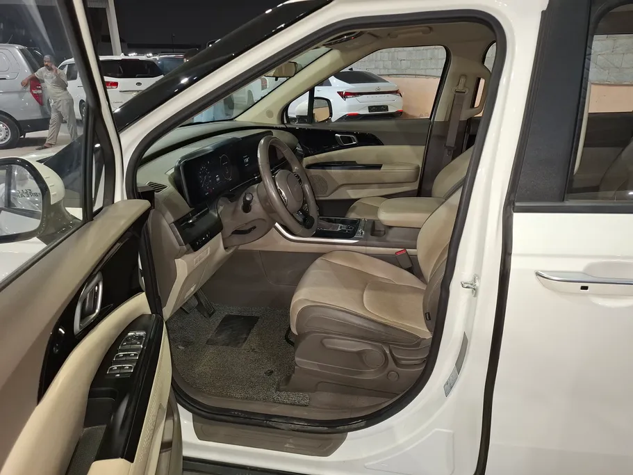 2023 Kia Carnival GL 