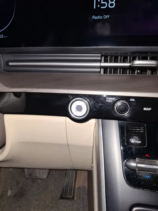 2023 Kia Carnival GL 