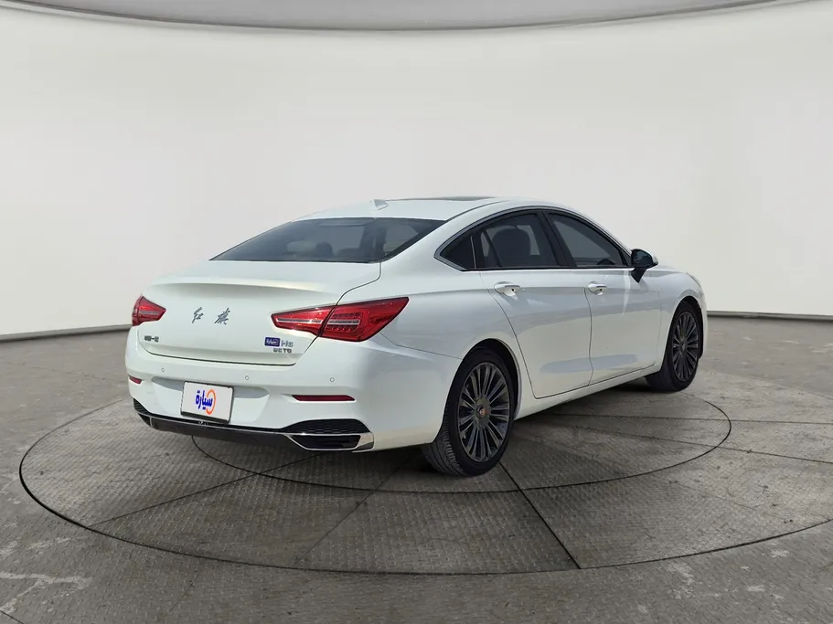2021 Hongqi H5 Luxury 