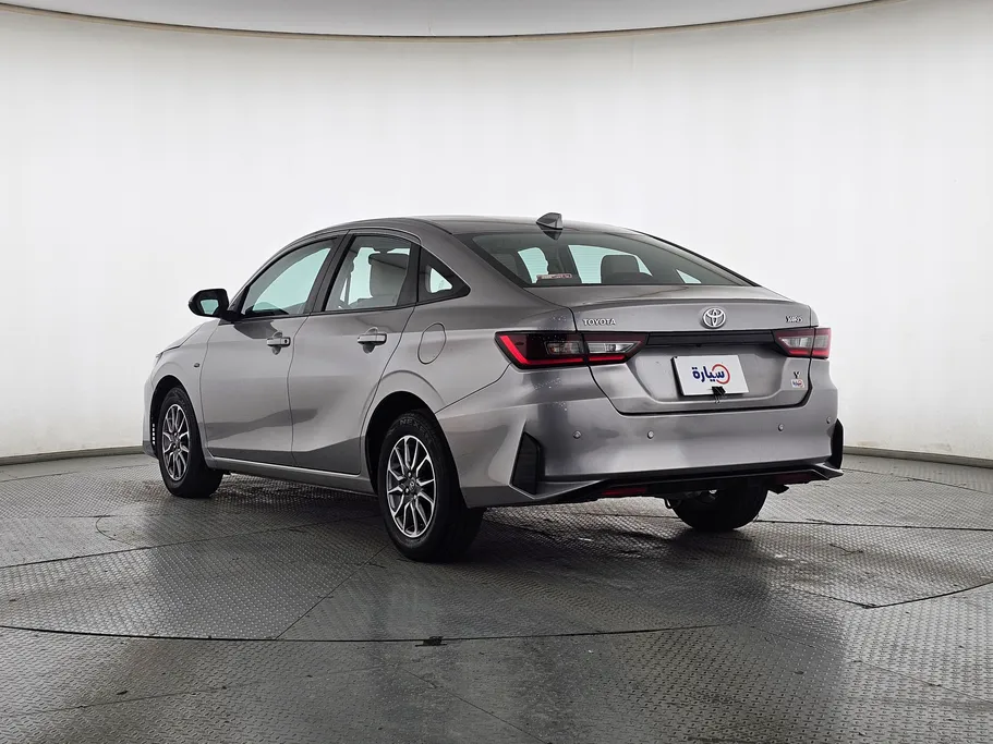 2023 Toyota Yaris  Y 