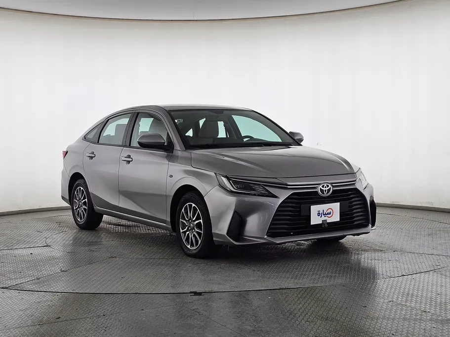 2023 Toyota Yaris  Y 