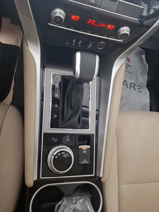 2025 Mitsubishi Montero Sport GLS-HL 