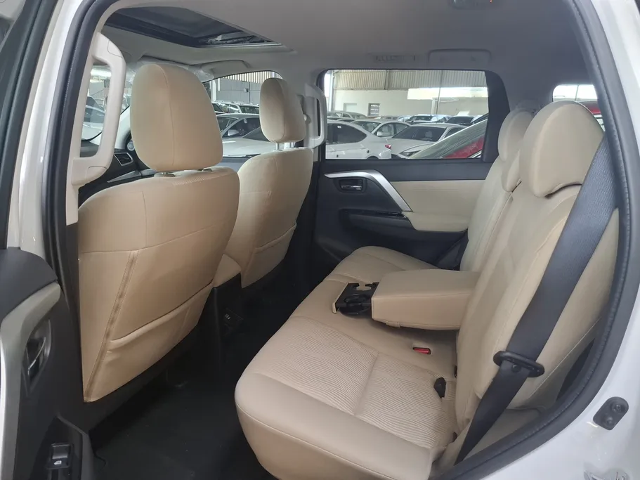 2025 Mitsubishi Montero Sport GLS-HL 