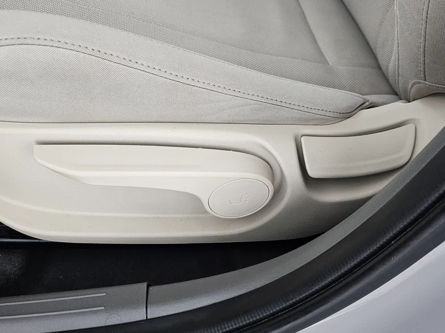 2024 Hyundai Elantra Fleet 