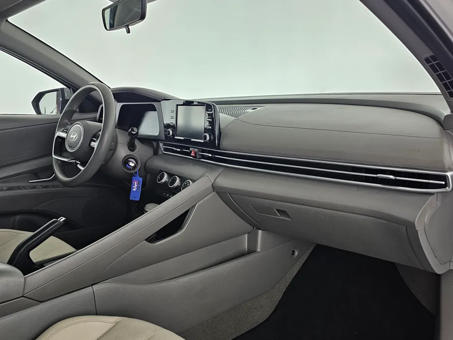 2024 Hyundai Elantra Fleet 