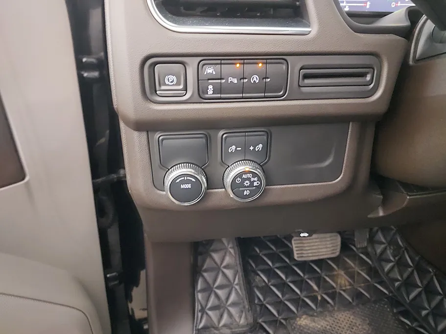 2023 GMC Yukon SLE 