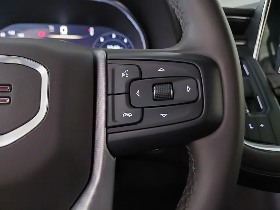 2023 GMC Yukon SLE 