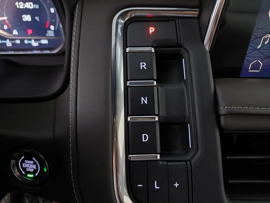 2023 GMC Yukon SLE 