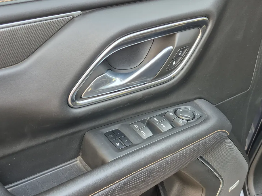 2023 GMC Yukon AT4 Ultimate 