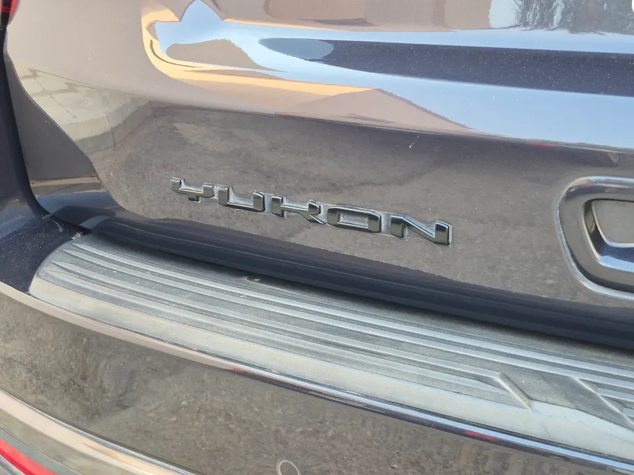 2023 GMC Yukon AT4 Ultimate 